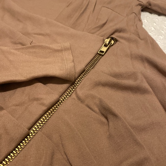 Cute dress - Picture 2 of 2